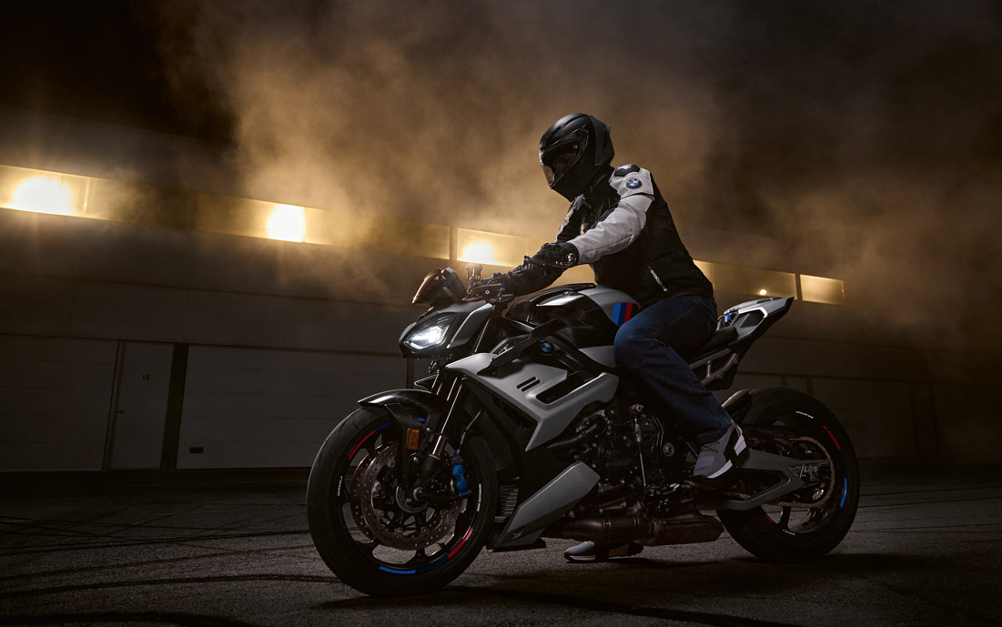 2mois offerts sur l'assurance de votre BMW M 1000 RR / BMW M 1000 R / BMW M 1000 XR